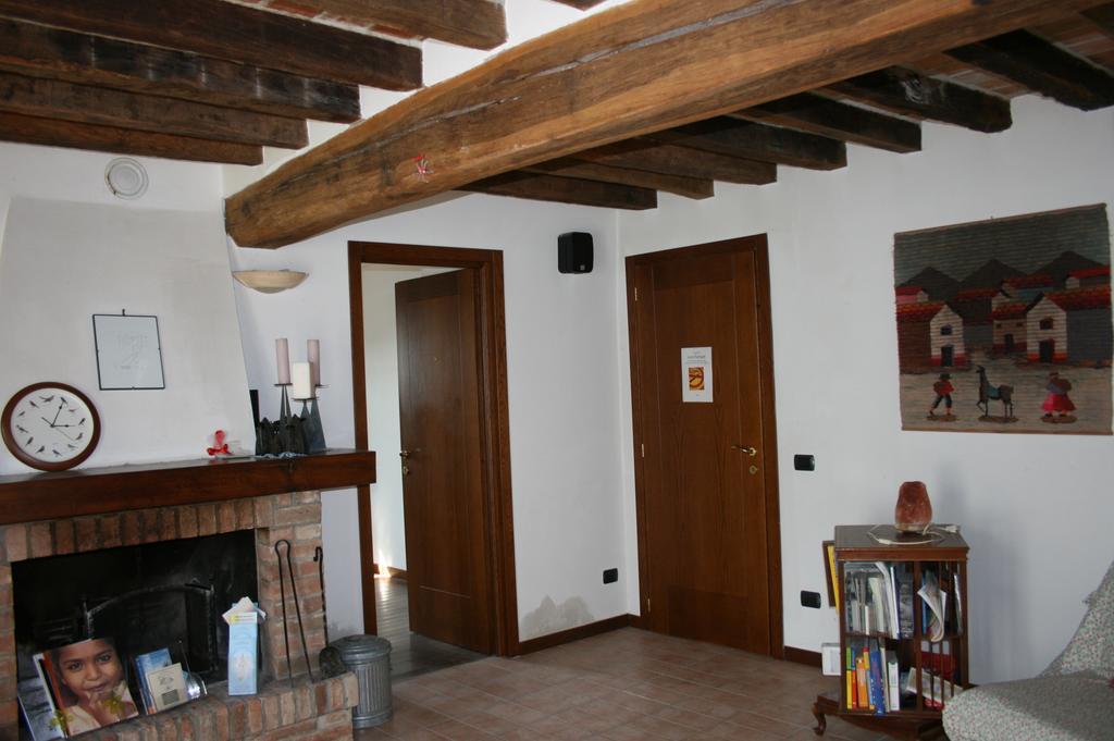 Casa Dell' Abbondanza B&B Agriturismo Vigoleno Eksteriør billede