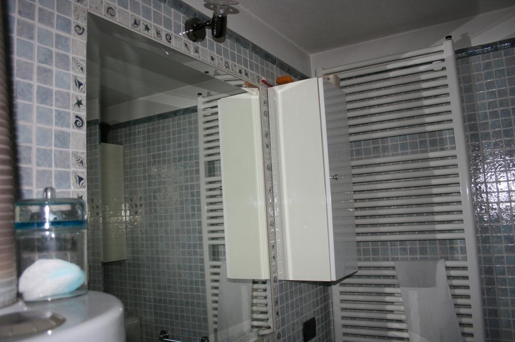 Casa Dell' Abbondanza B&B Agriturismo Vigoleno Værelse billede