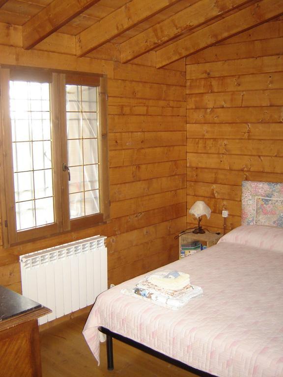 Casa Dell' Abbondanza B&B Agriturismo Vigoleno Værelse billede