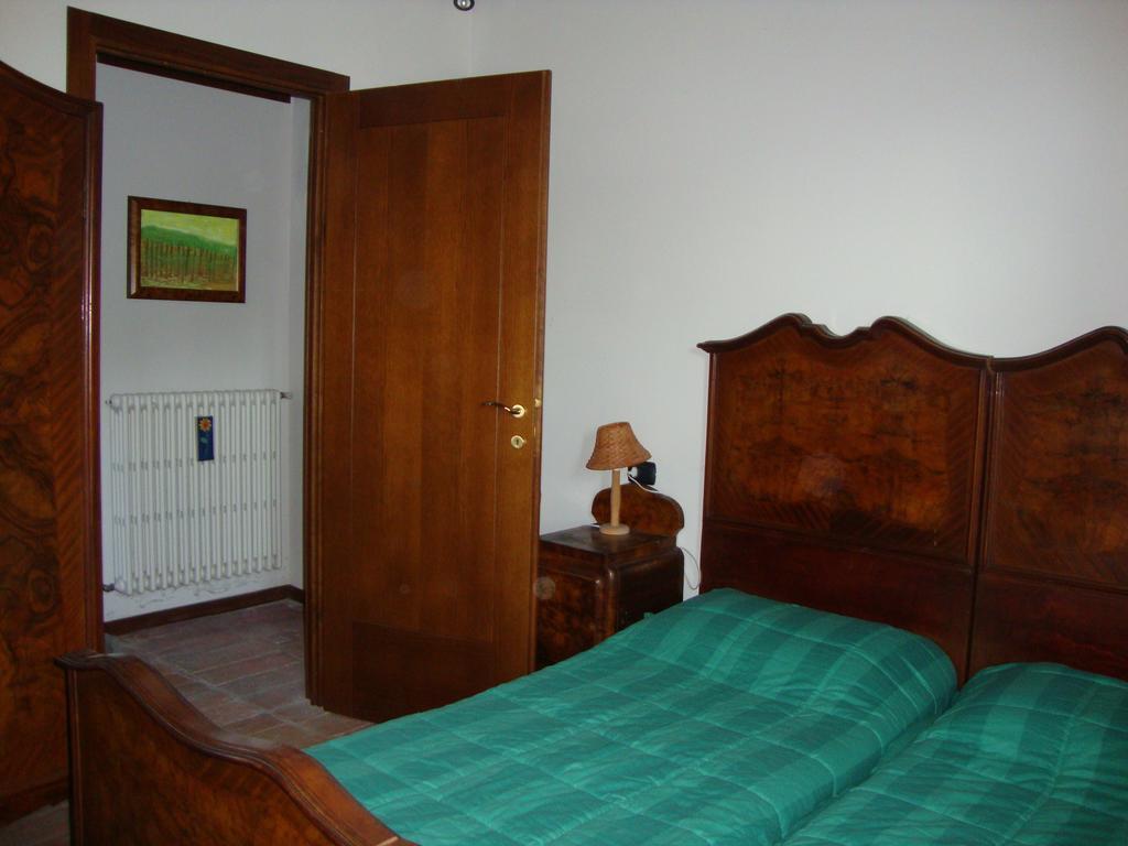 Casa Dell' Abbondanza B&B Agriturismo Vigoleno Værelse billede