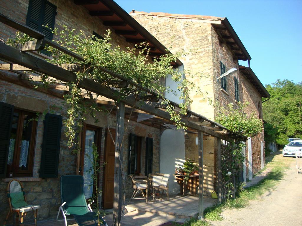 Casa Dell' Abbondanza B&B Agriturismo Vigoleno Eksteriør billede